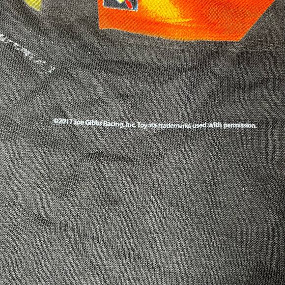 Daniel Suarez Joe Gibbs Racing Team Collection ARRIS T-Shirt Black Sz L NWT - Picture 3 of 6